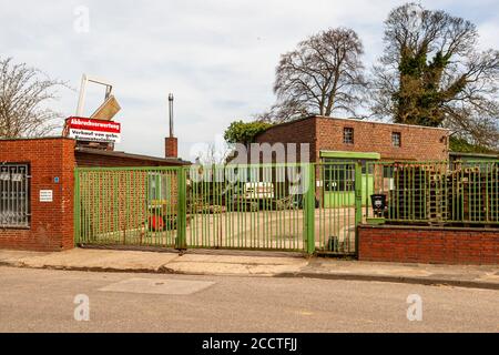 Verlassene Stadt Keyenberg, Deutschland. Braunkohlevorkommen unter Dörfern im Niederrhein führen dazu, dass die Bewohner ihren Besitz und ihr Lebenszentrum verlassen Stockfoto