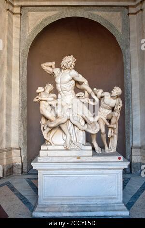 Laocoon-Gruppe, Laocoon und seine Söhne, Cortile Ottagono, Statuenhof, Päpstliche Sammlungen, Museo Pio Clementino, Vatikanische Museen, Vatikanstadt Stockfoto