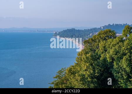 Schöner Landschaftlicher Sommerblick Vom Botanischen Garten Der Black Sea Bay, Adjara Stockfoto