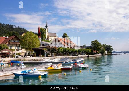 Seepromenade in Attersee am Attersee, Salzkammergut, Oberösterreich, Österreich Stockfoto