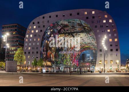 Neue Markthalle, Markthal, Rotterdam, Südholland, Niederlande Stockfoto