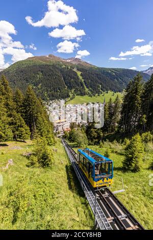 Standseilbahn zur Schatzalp, Schatzalpbahn, Schatzalp Seilbahn vor Jakobshorn, Davos, Graubünden, Schweiz Stockfoto