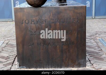 Nahaufnahme Der Neuen Johan Cruyff Statue Im Johan Cruyff Arena Amsterdam Niederlande 24-8-2020 Stockfoto