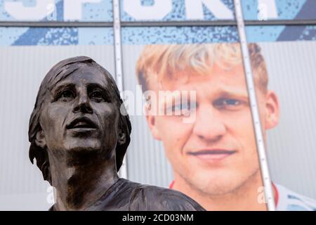 Nahaufnahme Der Neuen Johan Cruyff Statue Im Johan Cruyff Arena Amsterdam Niederlande 24-8-2020 Stockfoto