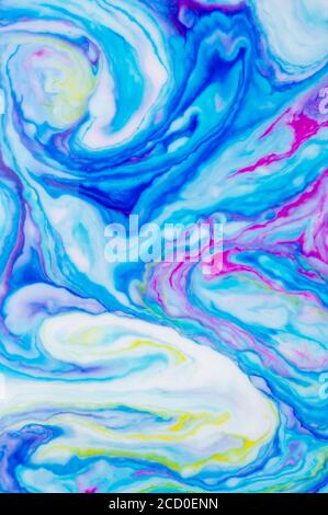 Blauer abstrakter Hintergrund von Aquarellbildern. Mineralische Textur Stockfoto