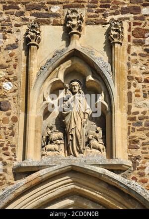 Skulptur auf All Saints Church, Clifton, Bedfordshire, England, Großbritannien Stockfoto