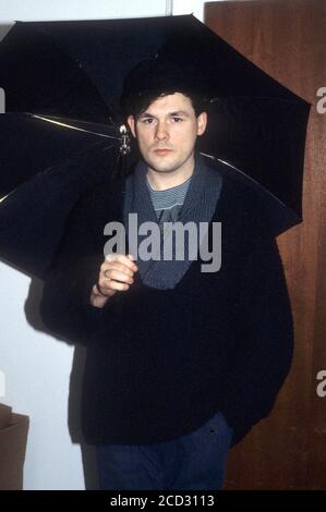 Interview mit Billy MacKenzie von The Associates im WEA Records Office. London, 03/27/1984, weltweite Nutzung Stockfoto