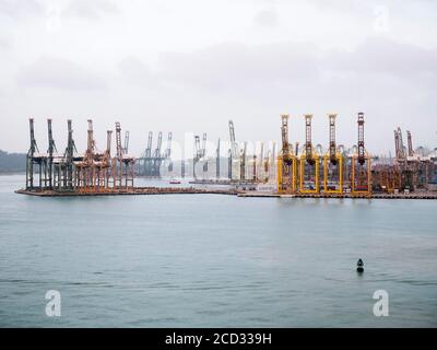 Singapur-Cargo-terminal, einer der verkehrsreichsten Import, Export, Logistik in der Welt, Singapore Häfen. Stockfoto