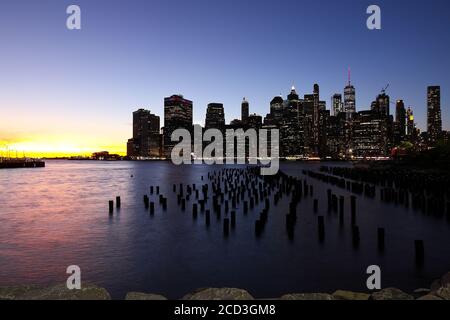 New York, USA. Oktober 2019. New York, USA Oktober 2019: Impressionen New York - Oktober - 2019 Skyline von New York im Sonnenuntergang Quelle: dpa/Alamy Live News Stockfoto