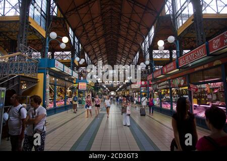 Nagycsarnok der große zentrale Markt in Budapest, Ungarn Stockfoto