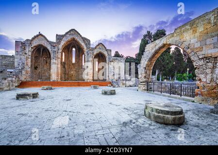 Rhodos, Griechenland. Kirche der Jungfrau von Burgh mittelalterliche Ruinen. Stockfoto