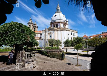 Braga, Portugal - 22. August 2020: Heiligtum unserer Lieben Frau von Sameiro (oder Heiligtum von Sameiro oder Unbefleckte Empfängnis von Monte Sameiro) ist eine marianische sa Stockfoto