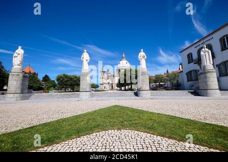 Braga, Portugal - 22. August 2020: Heiligtum unserer Lieben Frau von Sameiro (oder Heiligtum von Sameiro oder Unbefleckte Empfängnis von Monte Sameiro) ist eine marianische sa Stockfoto