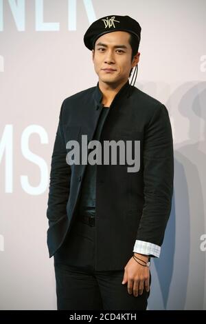 Der chinesische Schauspieler Han Dongjun, auch bekannt als Elvis Han, besucht den 'Christian Dior Designer of Dreams' in Shanghai, China, 24. Juli 2020. Stockfoto