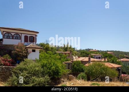 Adatepe, Ayvacik, Canakkale / Türkei - Juli 18 2020: Das alte Adatepe Dorf in den Kaz (Ida) Bergen Stockfoto