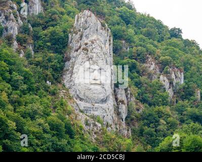 Gesicht in Stein gemeißelt, Orsova, Rumänien Stockfoto