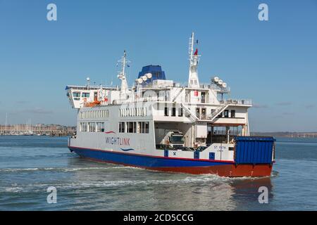 Whitelink Autofähre St Faith drehen, wie es seinen Dock in Old Portsmouth nähert. Stockfoto