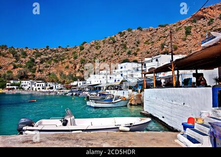 Schönes Dorf Loutro, nur mit dem Boot oder zu Fuß erreichbar, Region Sfakia, Präfektur Chania, Kreta, Griechenland. Stockfoto