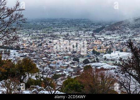 Agios Georgios Dorf, Lassithi Plateau, Kreta Insel, Griechenland Stockfoto