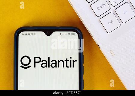 In dieser Abbildung ist das Logo von Palantir Technologies auf einem Smartphone zu sehen. Stockfoto