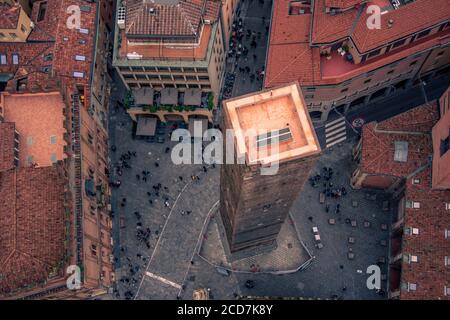 Blick von oben auf die Türme. Bologna, Emilia-Romagna, Italien Stockfoto