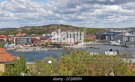 Panoramablick auf den Lindholmen Science Park am Nordufer des Gota alv Flusses in Göteborg, Schweden Stockfoto