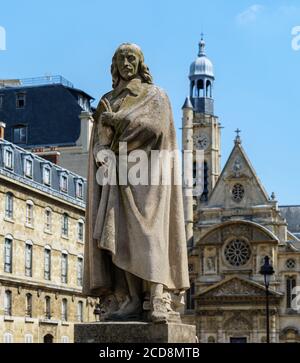 Pierre Corneille Statue am Pantheon Platz - Paris, Frankreich Stockfoto