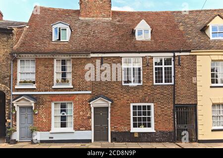 Zwei Reihenhäuser in der Nelson Street in der historischen Gegend von Kings Lynn, Norfolk, Großbritannien Stockfoto