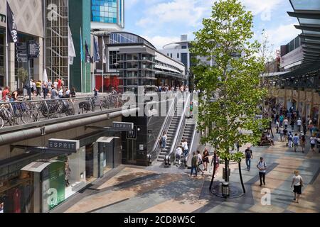 Niederlande, Südholland, Rotterdam, Downtown Shopping Centre, Beurstraverse Mall entworfen von P. de Bruijn und J. Jerde Stockfoto