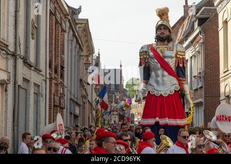 Frankreich, Nord, Cassel, Frühjahrskarneval, Parade der Köpfe und Tanz der Giganten Reuze Papa und Reuze Mama, als immaterielles Kulturerbe der Menschheit aufgeführt Stockfoto