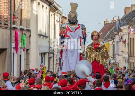 Frankreich, Nord, Cassel, Frühjahrskarneval, Parade der Köpfe und Tanz der Giganten Reuze Papa und Reuze Mama, als immaterielles Kulturerbe der Menschheit aufgeführt Stockfoto