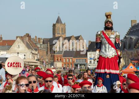 Frankreich, Nord, Cassel, Frühjahrskarneval, Parade der Köpfe und Tanz der Giganten Reuze Papa und Reuze Mama, als immaterielles Kulturerbe der Menschheit aufgeführt Stockfoto