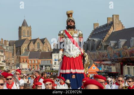 Frankreich, Nord, Cassel, Frühjahrskarneval, Parade der Köpfe und Tanz der Giganten Reuze Papa und Reuze Mama, als immaterielles Kulturerbe der Menschheit aufgeführt Stockfoto