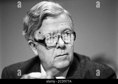 Sir Geoffrey Howe – Stellvertretender Premierminister und Lord President of the Council. Konservative und unionistische Parteikonferenz im Bournemouth International Centre in Dorset. Oktober 1990. Foto: Neil Turner Stockfoto