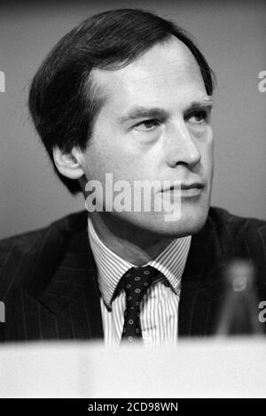 Alan Howarth MP. Konservative und unionistische Parteikonferenz im Bournemouth International Centre in Dorset. Oktober 1990. Foto: Neil Turner Stockfoto