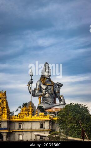 shiva Statue isoliert murdeshwar Tempel Nahaufnahme Aufnahmen Bild ist bei murdeshwar karnataka indien am frühen Morgen nehmen. Es ist einer der höchsten shiva Stockfoto