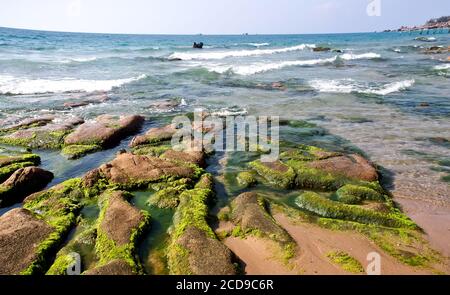 Die Schönheit der Gewässer von Binh Thuan, Vietnam Stockfoto