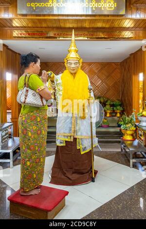 Myanmar (Burma), Yangon, Kolonialstadt, Botataung Pagode Stockfoto