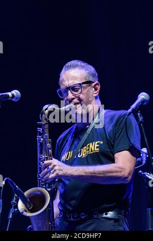 The Bluebeaters durante Lo Stato Sociale - Luccichini Dappertutto, Konzert in pesaro (pu), Italia, 22 agosto 2020 Stockfoto