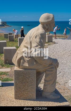 Arromanches, Frankreich - 08 04 2020: Gedenkstätte für Veteranen Stockfoto