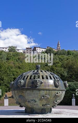 Spomen Park antifašističkih žrtava Denkmal, Buzet, Istrien, Kroatien Stockfoto