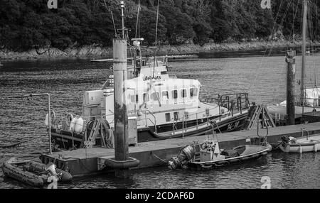 RNLI Rettungsboot Station in Fowey in Cornwall UK Stockfoto