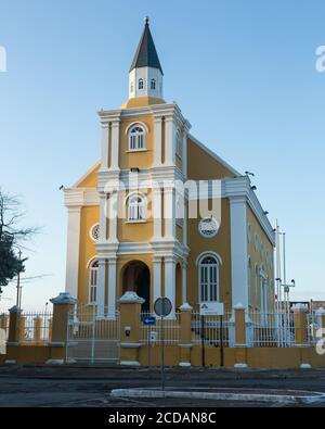 Der ehemalige Tempel Emanu-el, war eine jüdische Synagoge, erbaut 1867. Es ist jetzt die Staatsanwaltschaft, befindet sich auf dem Pietermaai-Platz im Pund Stockfoto