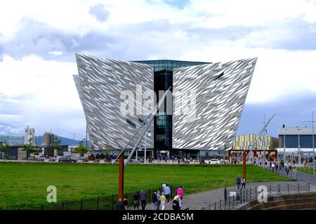 Belfast - August 2019: Titanic Museum Stockfoto