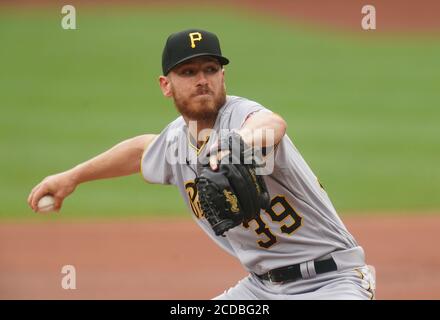 Pittsburgh Pirates Starting Pitcher Chad Kuhl liefert am Donnerstag, den 27. August 2020, im ersten Inning im Busch Stadium in St. Louis einen Pitch an die St. Louis Cardinals aus. Foto von Bill Greenblatt/UPI Stockfoto