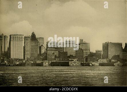 . Szenen des modernen New York . Park Row Building. Hudson Terminal Gebäude. City Investing Building. Singer Building. West Street Building Trinity Building. American DIE WOLKENKRATZER. Trinity Church. Empire Building. Wall St. Exchange Building. l. V- (J. S. Express Building. Manhattan Life Building. VOM HARBOUR 42 Broadway Building. Standard-Ölgebäude Bowling Green Offices. Stockfoto