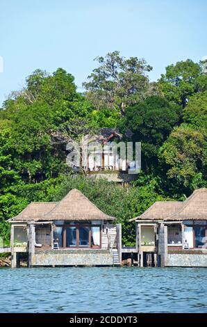 Überwasser-Villen im Song Saa privaten Inselresort, Kambodscha Stockfoto