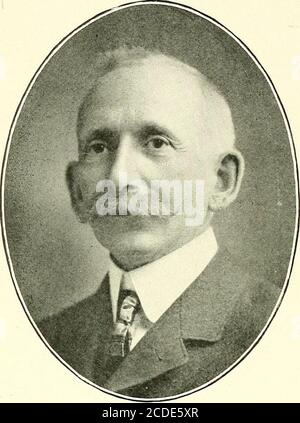 . Men of Minnesota; eine Sammlung von Porträts von Männern prominent in Wirtschaft und Berufsleben in Minnesota . GEORGE M. PHILLIPS northfield.cashier erste Nationalbank. PETER W. HEINS OLIVIA. PRES. Volksbank; Landwirt UND KAUFMANN. Ii6 MÄNNER VON MINNESOTA.. Stockfoto