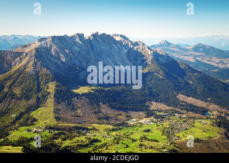 Wunderschöne alpine Berglandschaft in den Dolomiten. Italien Stockfoto