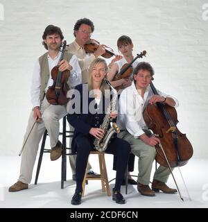 Jazzsaxophonistin Barbara Thompson mit dem Medici-Streichquartett Stockfoto